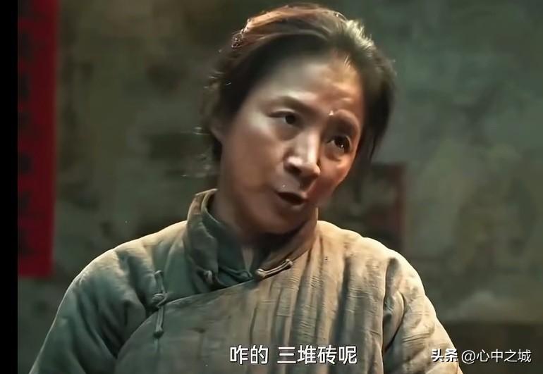 女大三，抱金砖
还是导演会选人，
迟蓬和林永健还真差着三堆砖！
一个60年的，
