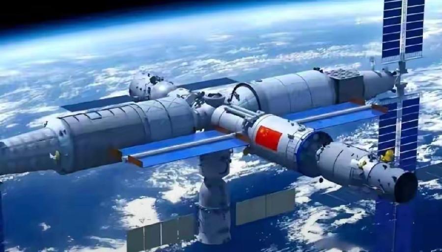 美媒说中国空间站太小，这说法简直离谱。他们还搞出个“神舟21号航天员被困，中国空