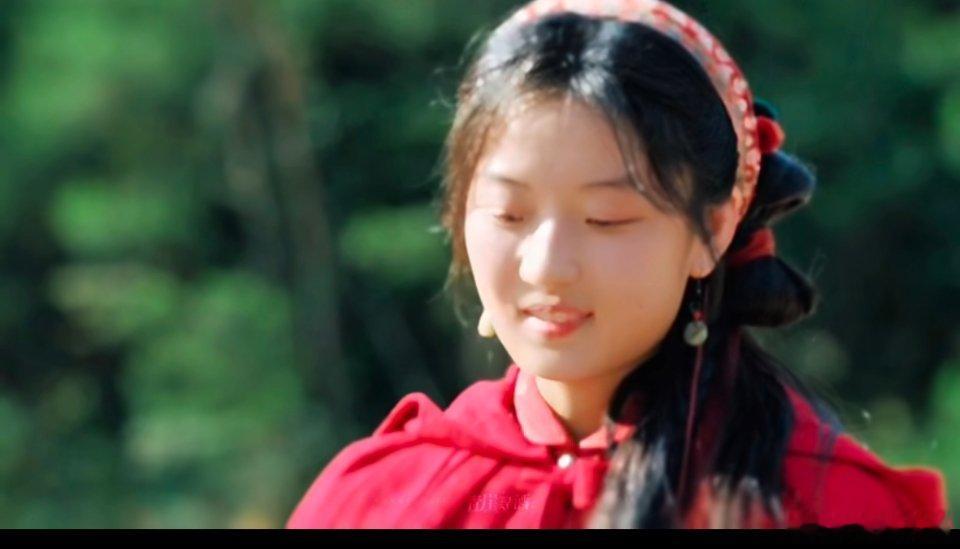 孙千演出了玉儿的酸涩 送玉佩盼平安 玉儿的深情真拿得出手玉儿宝宝的爱，就像酸涩的