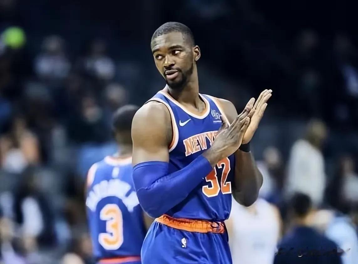 就在今天，8月27日，传来了辽篮大外援的消息。
前nba公牛，篮网队的中锋，曾经