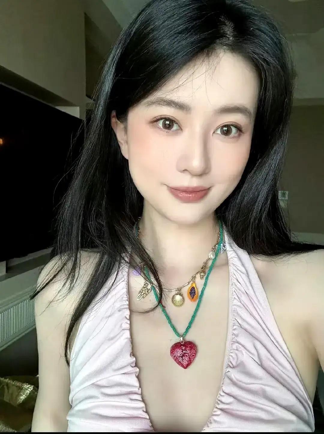 乔欣现在变化好大啊，感觉她好久都没有拍戏了 ​​​