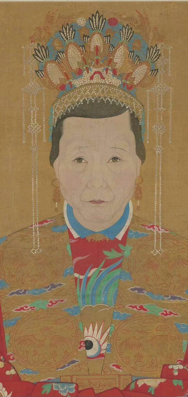 还有这样梳的刘海？加一圈珠帘围髻也挺好看 ​​​