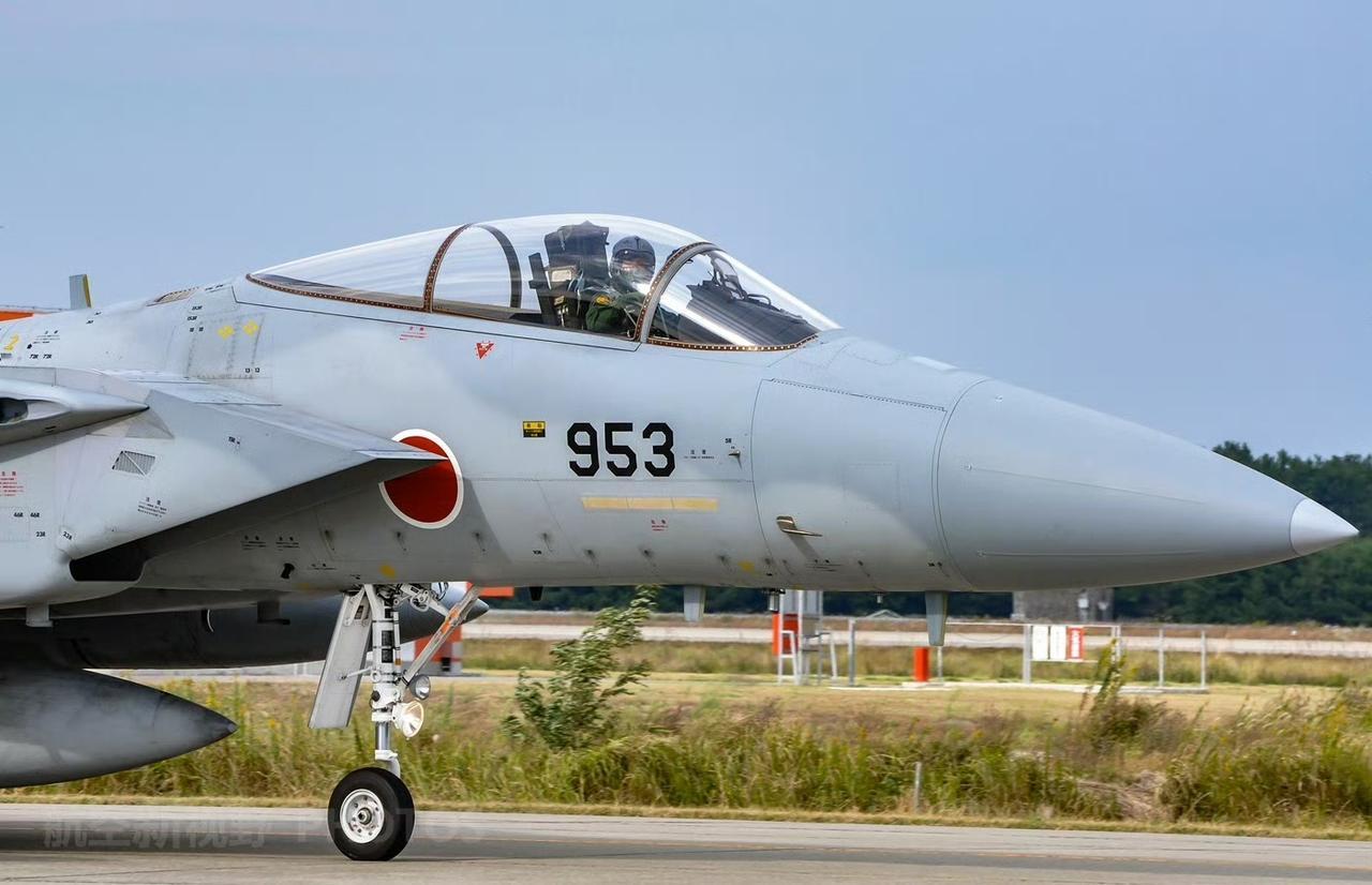 日本自卫队发布了令和7年度统合演习宣传片，据我了解，此次演习日本自卫队共出动约五