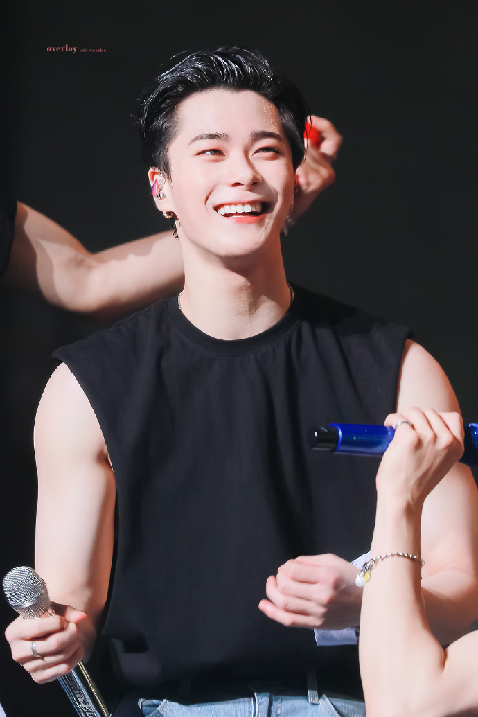 2026年的4月19日，3年前的今天文彬离开我们去了天堂，日常想念你的笑容、你的