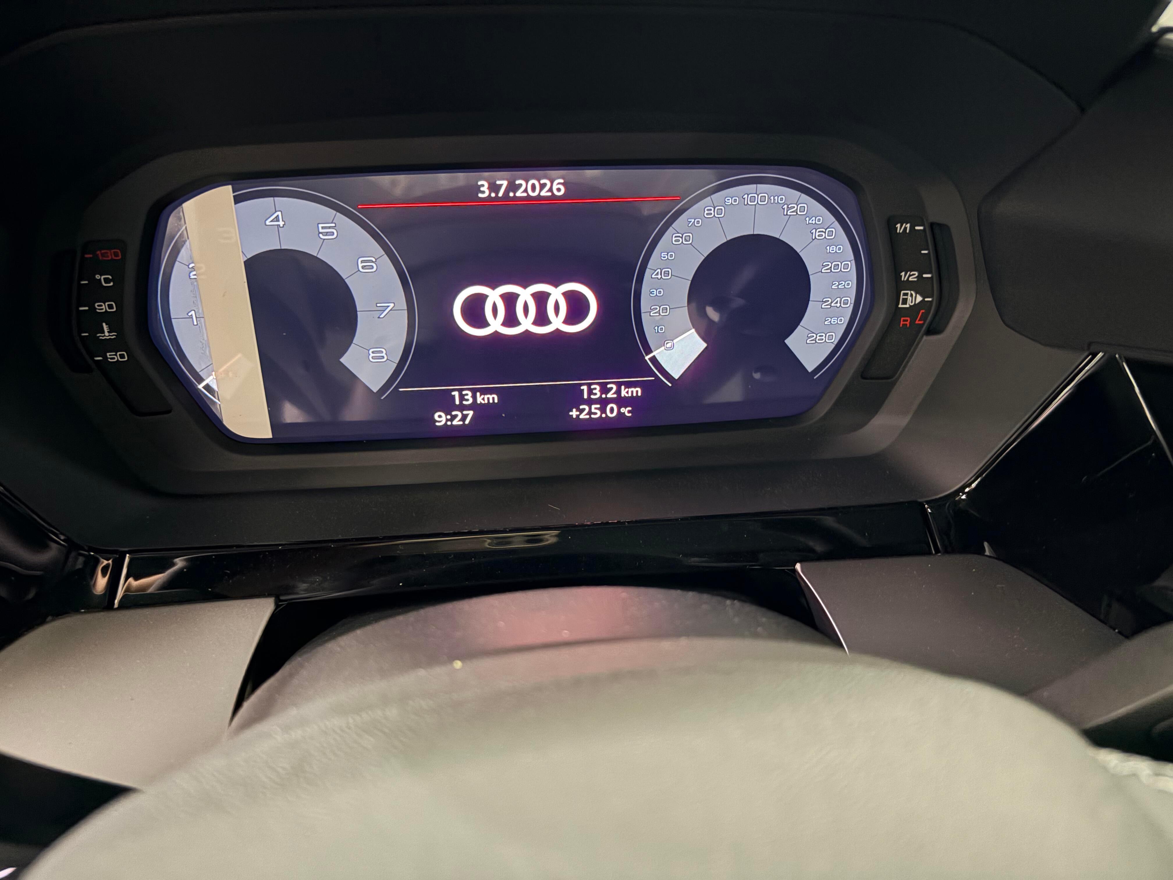 2026款奥迪A3 Sportback 35TFTI飞驰尊享版指导价：18990