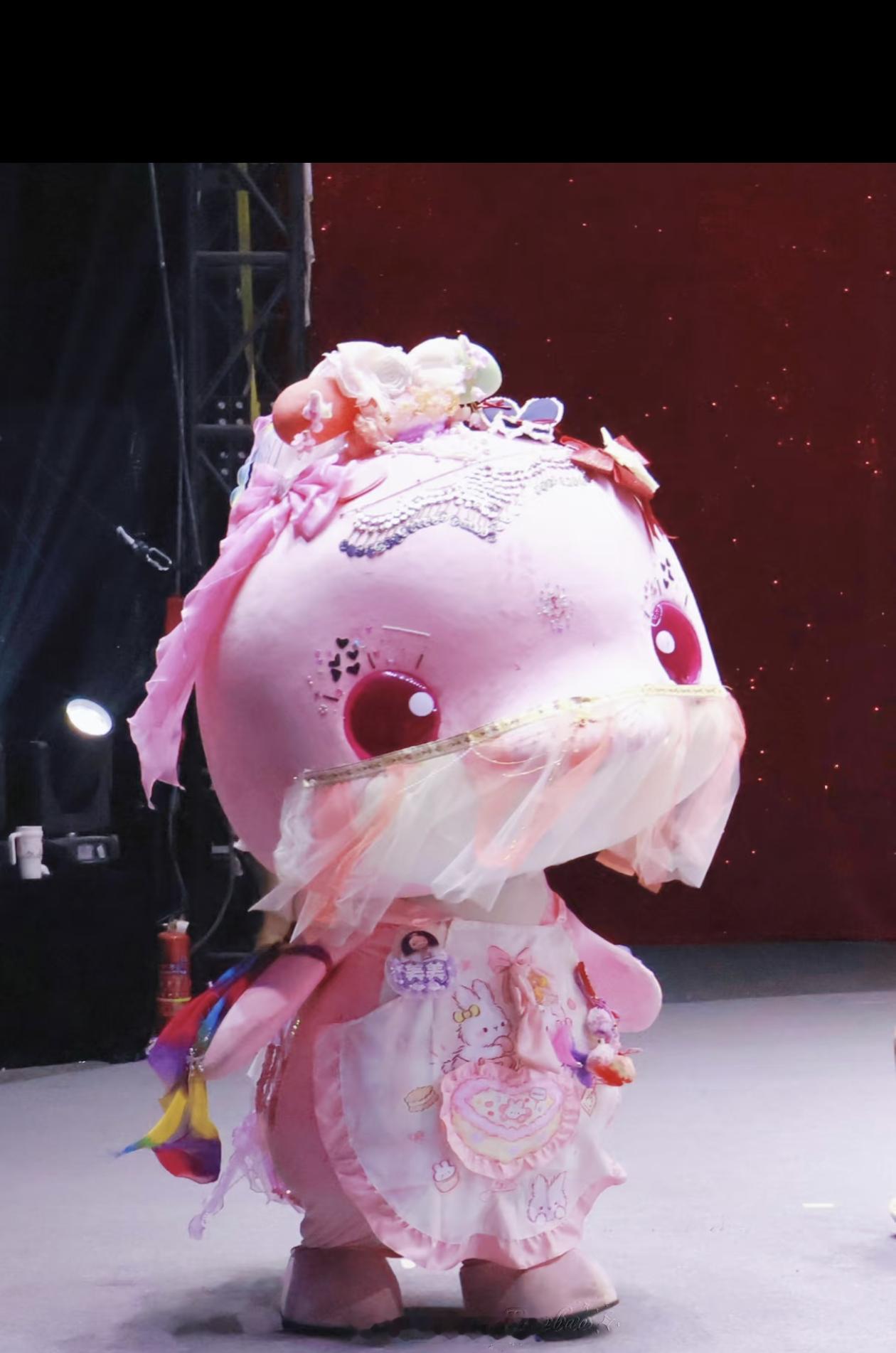 美美太会勾人了~ 