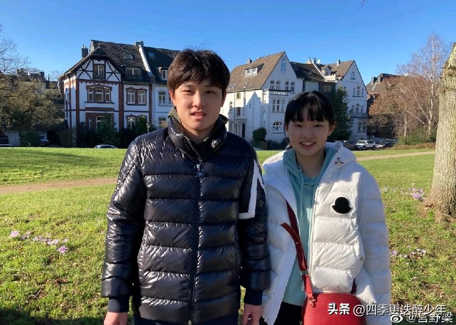 张本智和签约的是德国杜塞尔多夫俱乐部（德甲联赛豪门）。
 
签约要点
 
- 时