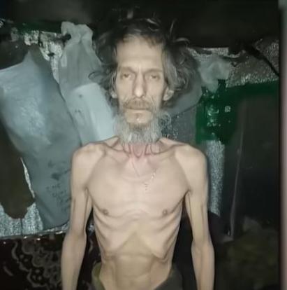 很多人看俄乌战争，总盯着谁炸了多少飞机、谁占了多少土地，但2026年4月底，两件