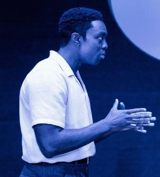 剧版《哈利·波特》斯内普演员帕帕·厄希度凭借在《吾子吾弟》中的角色，获得2026