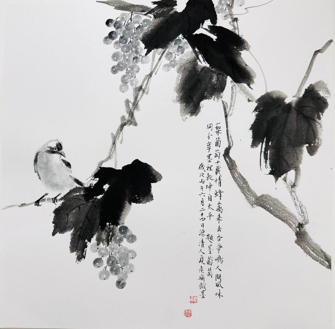水墨葡萄里藏着一只“眼神杀”白头翁！它在偷看你？ 
《题墨葡萄》——池塘顽童
一