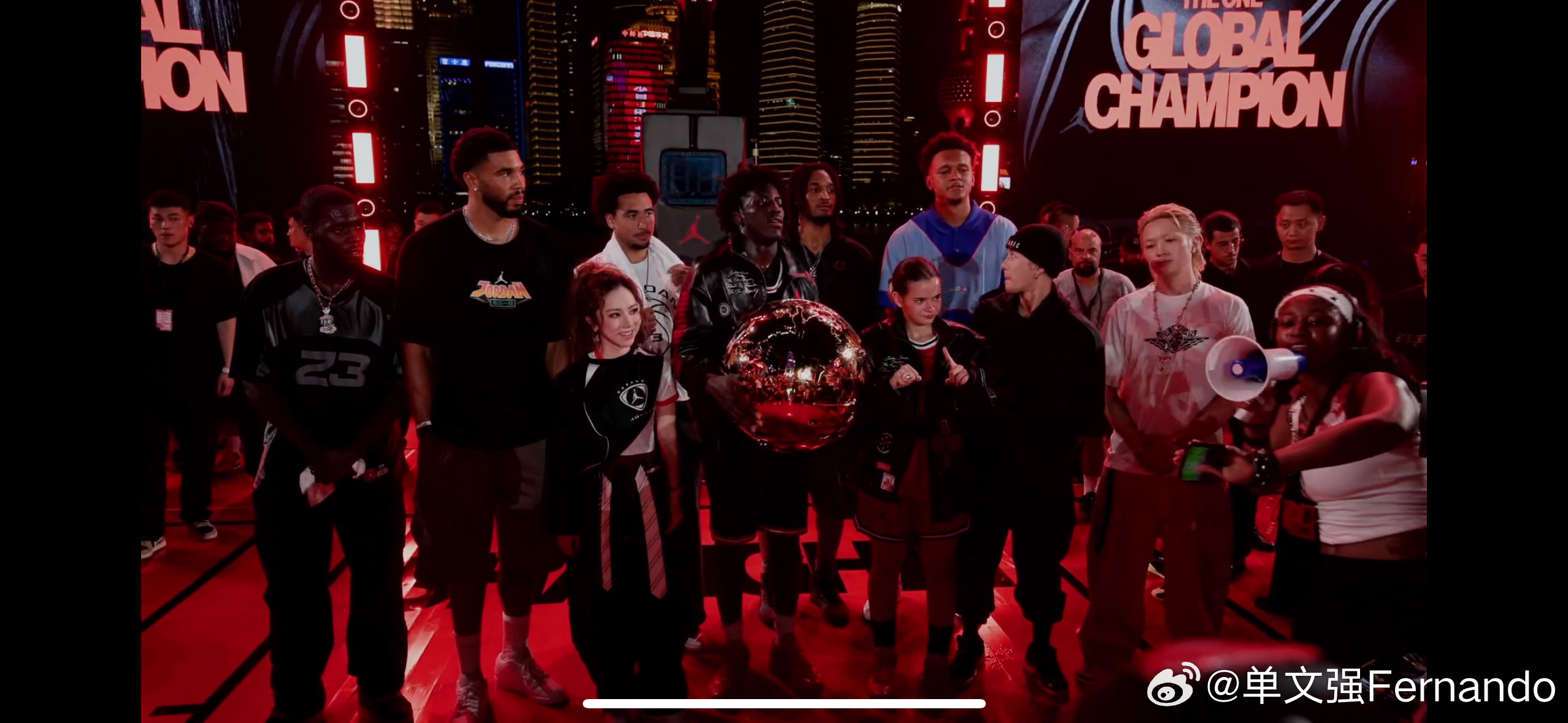 邓紫棋🤝塔图姆[期待]妈诶，喜欢的歌手和最喜欢的NBA球星站在一起了！！！Jo