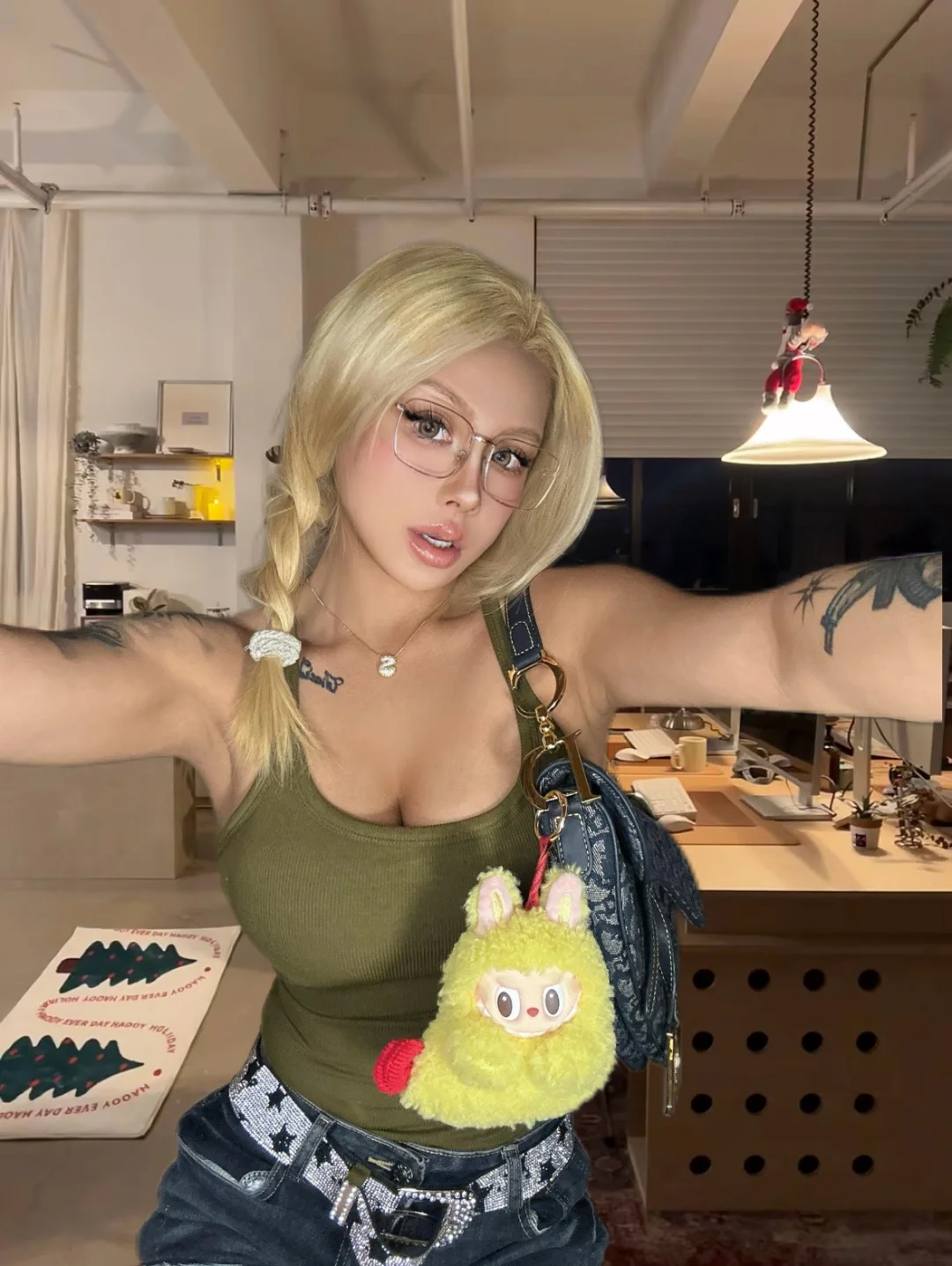 今天是黑皮辣妹💚