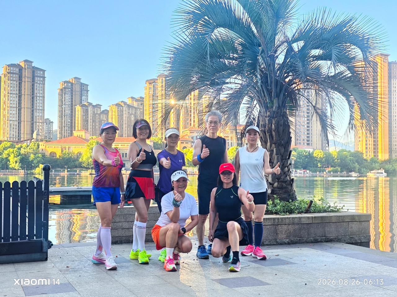 运动最本真的意义，是守护那个还能自由行动的自己。
此刻我们能跑能跳、步履轻盈，可
