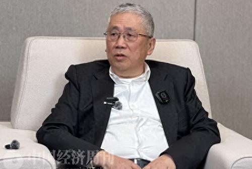 院士解读龙虾智能体热潮 

人工智能+，进了国家规划，写进政府工作报告，打造智能