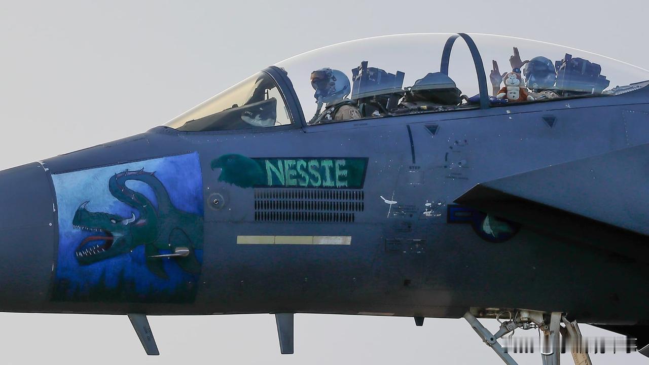 🇺🇸🇮🇷⚡️7月1日，美国空军第48战斗机联队的11架F-15E“攻击鹰