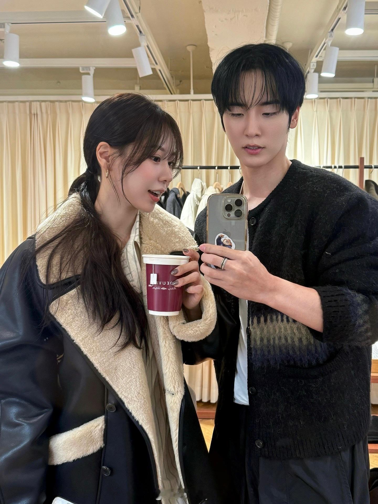 敏英ins更新和周辉还是好甜换乘恋爱 