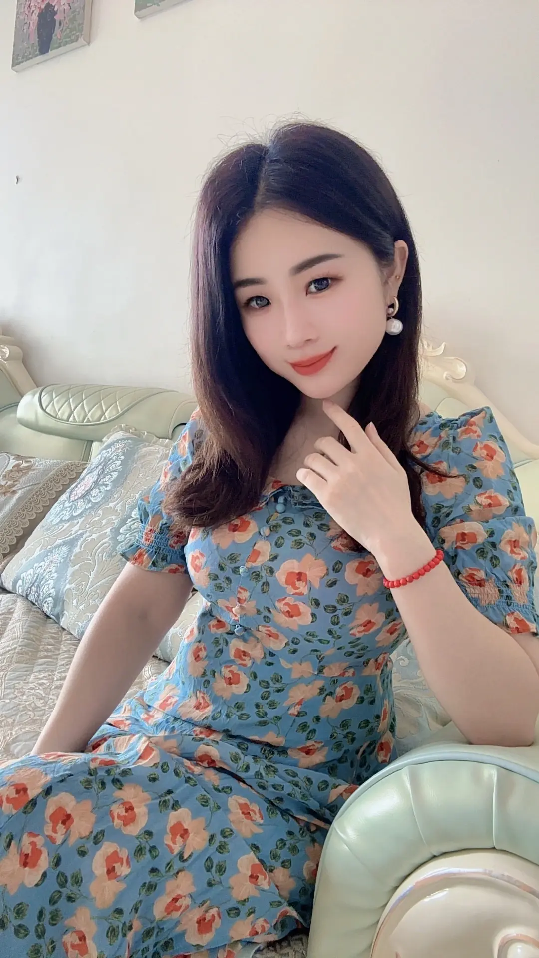 不需要拥有很多东西，拥有能让我开心的东西就足够了