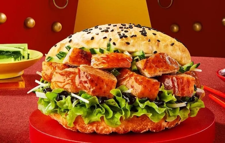塔斯汀这个北京烤鸭汉堡好吃吗？ ​​​