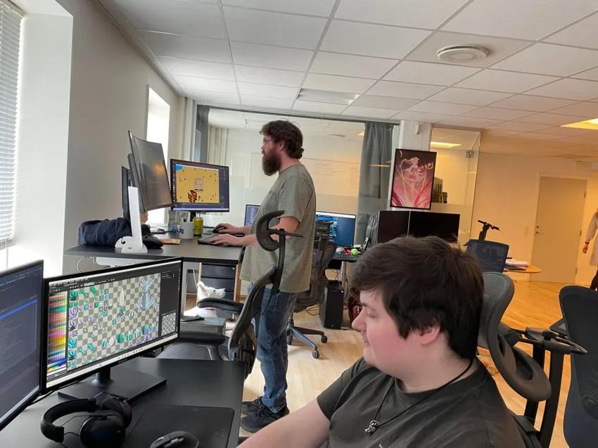 9人团队做的开放世界，爆卖了1个亿？事情没那么简单