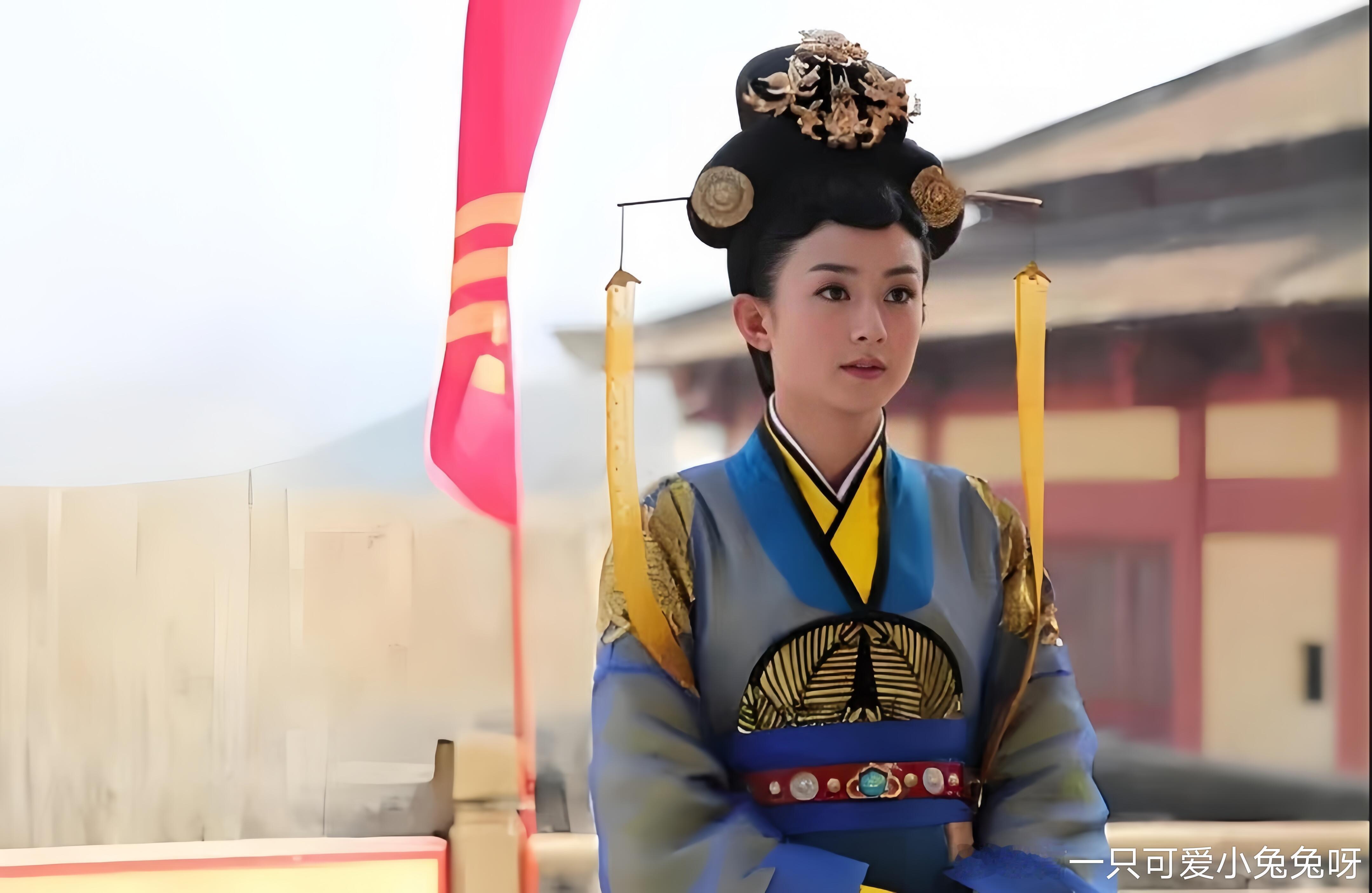 陆贞传奇剧组是有圆脸kpi吗仔细扒演员表，杨蓉、唐艺昕在剧里都带着婴儿肥，剧组选