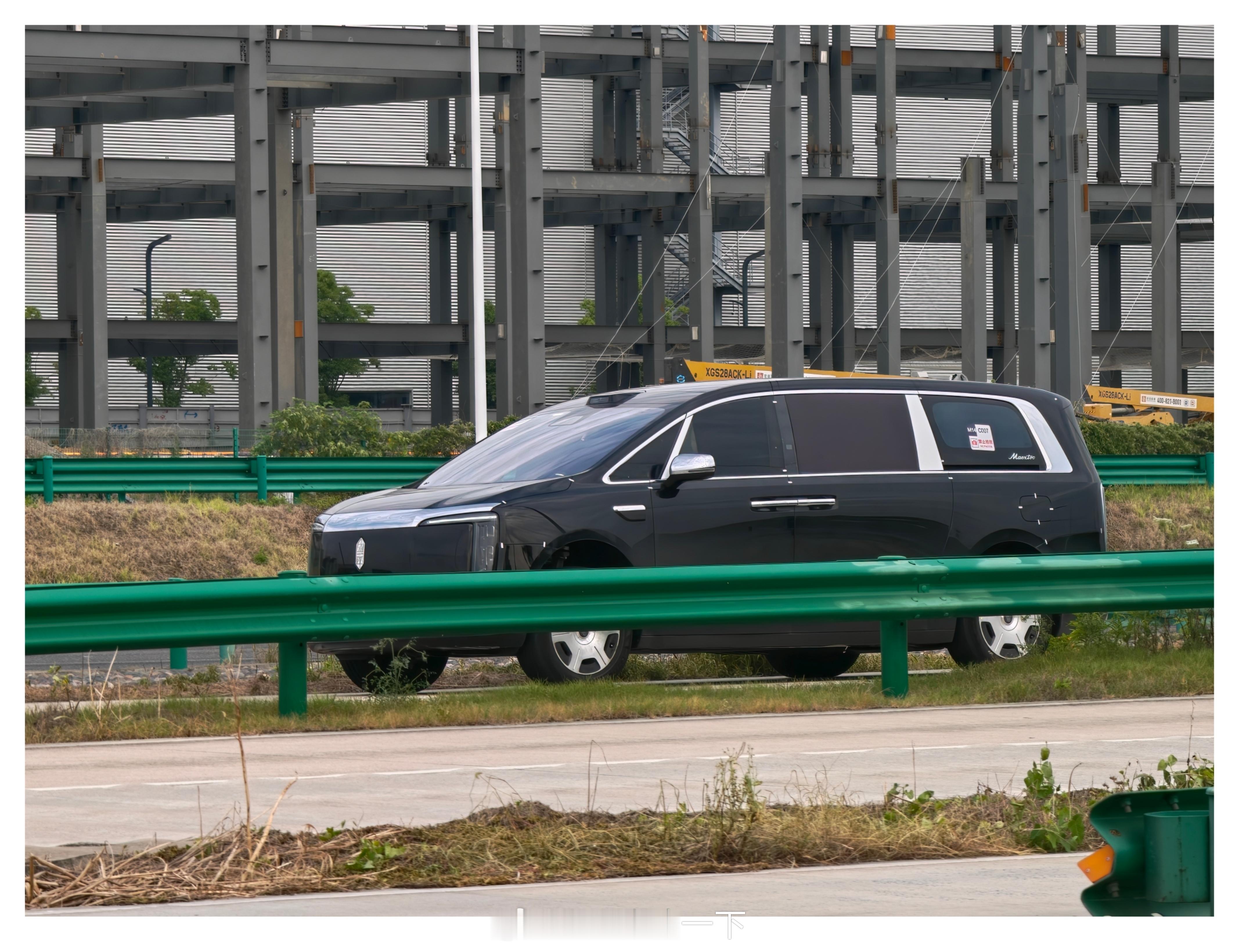 原来我那天在尊界超级工厂看到的这台无伪装的是尊界V680