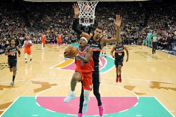 NBA季后赛重头戏来了--西部决赛马刺挑战卫冕冠军雷霆！
           