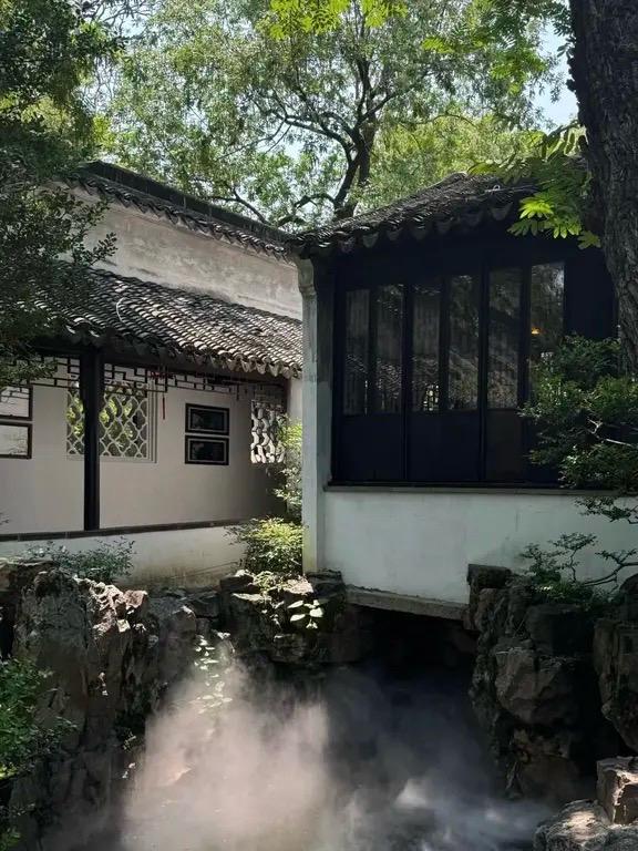 体彩小姐姐 烟雨园林 烟雨古院