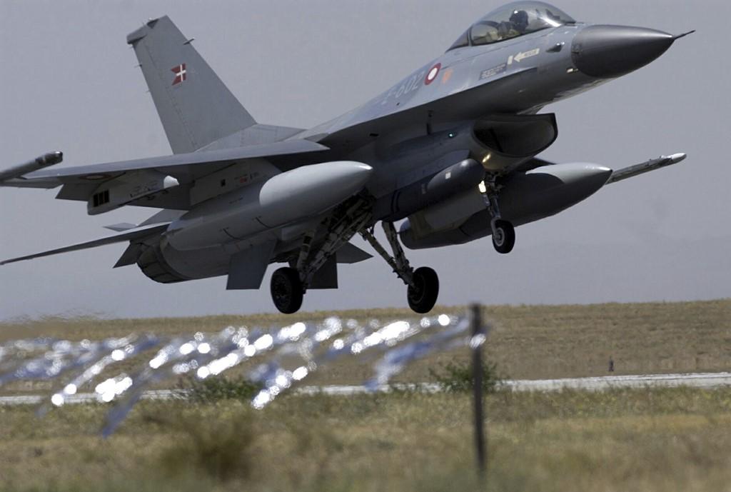 日前，美国国务卿布林肯在华盛顿举行的北约峰会上表示，F-16战斗机将于今年夏天在
