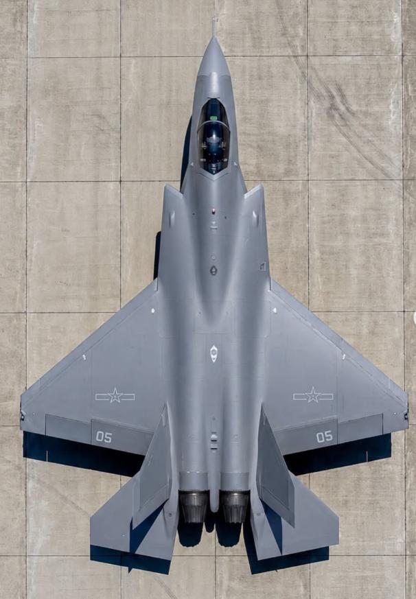 沈阳J-35A（FC-31 游隼）🇨🇳

沈阳歼-35A是中国最新型的第五代