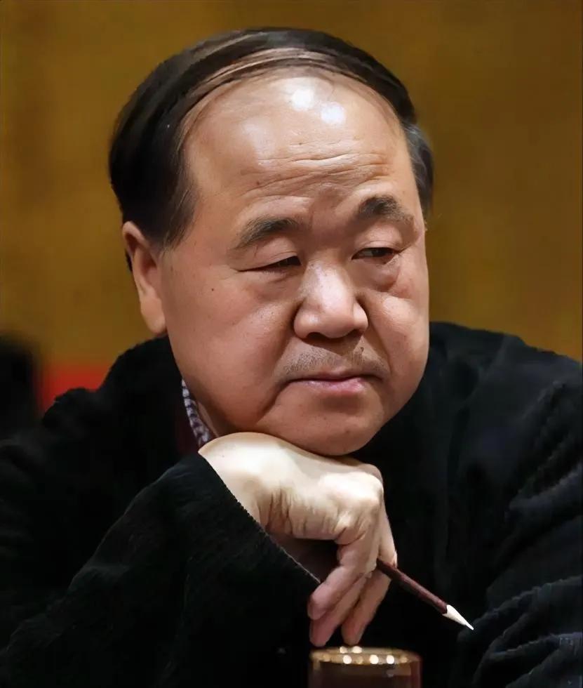莫言:
女人通常要求男人：
忠诚、功能强、有钱。
但是，残酷的现实是：
老天只允