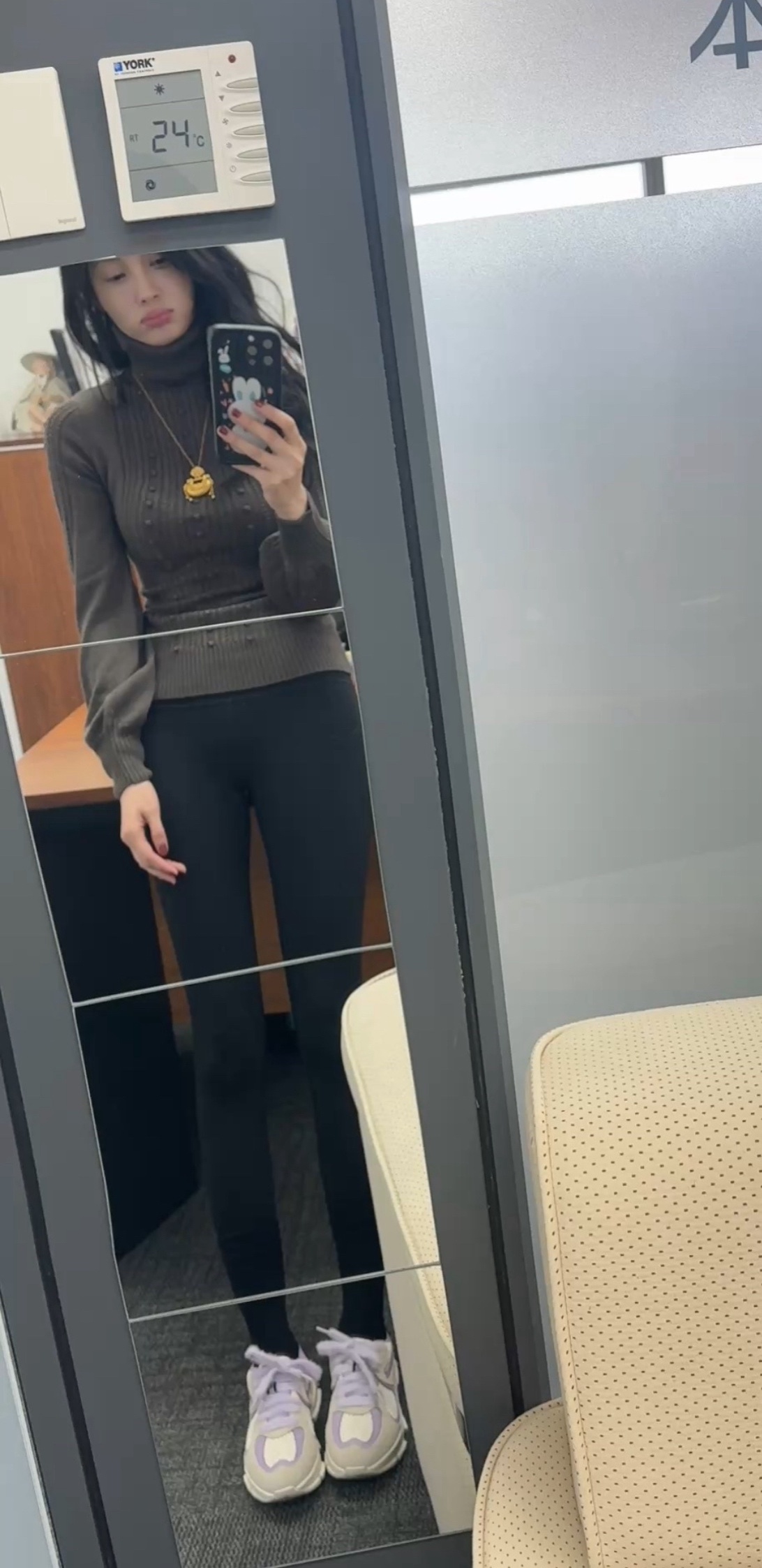 要冷静！各路友军要淡定，不要乱。听我指挥