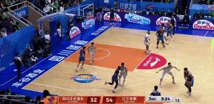 这球队存在的意义是什么？开赛以来未尝一胜的四川男篮今晚坐镇主场迎战遭遇四连败的辽