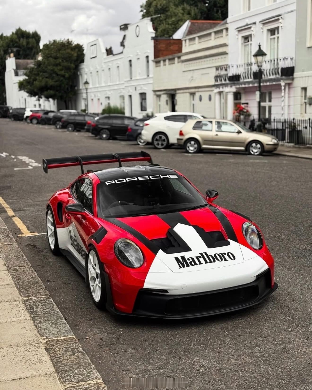 ❤️🤍🖤万宝路配色高级定制🖤🤍❤️[舔屏][舔屏][舔屏]911 GT3