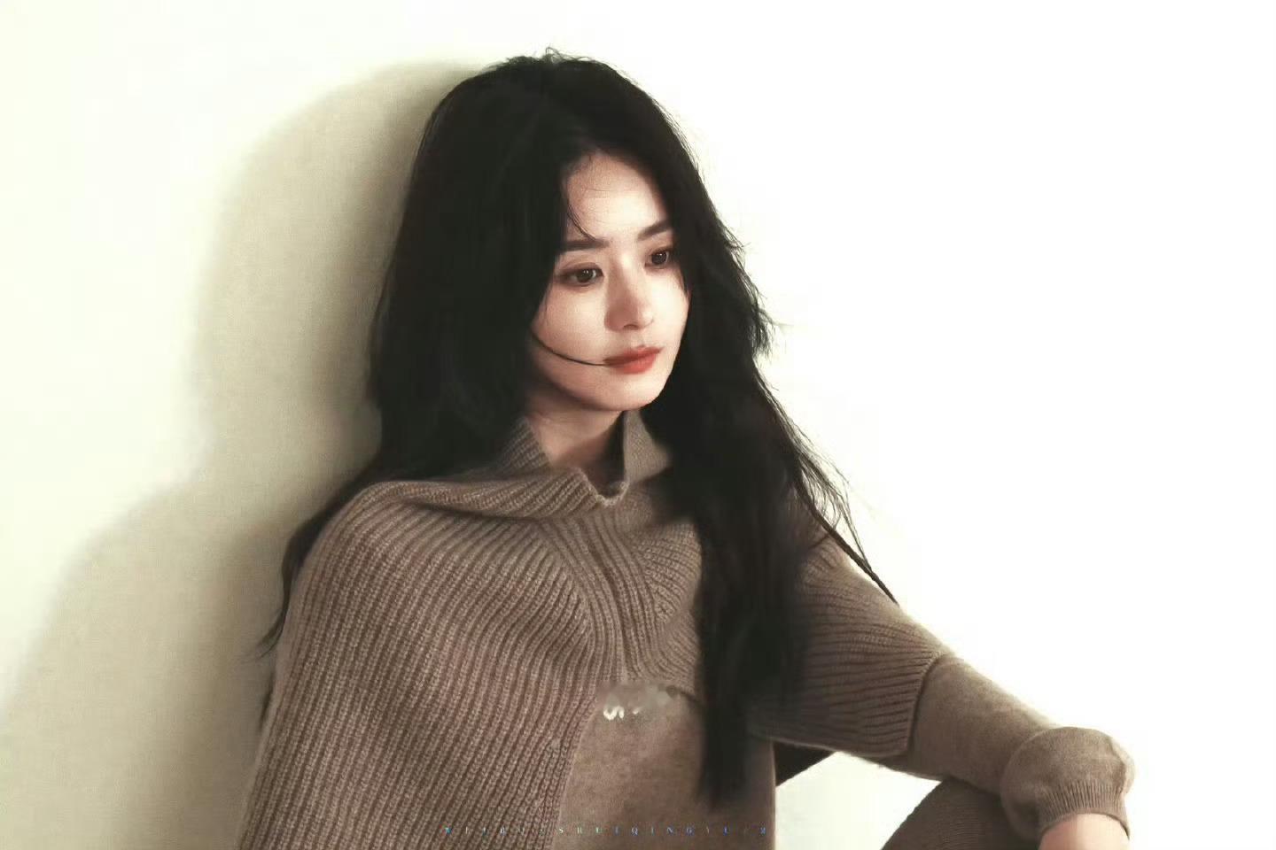 长发女神