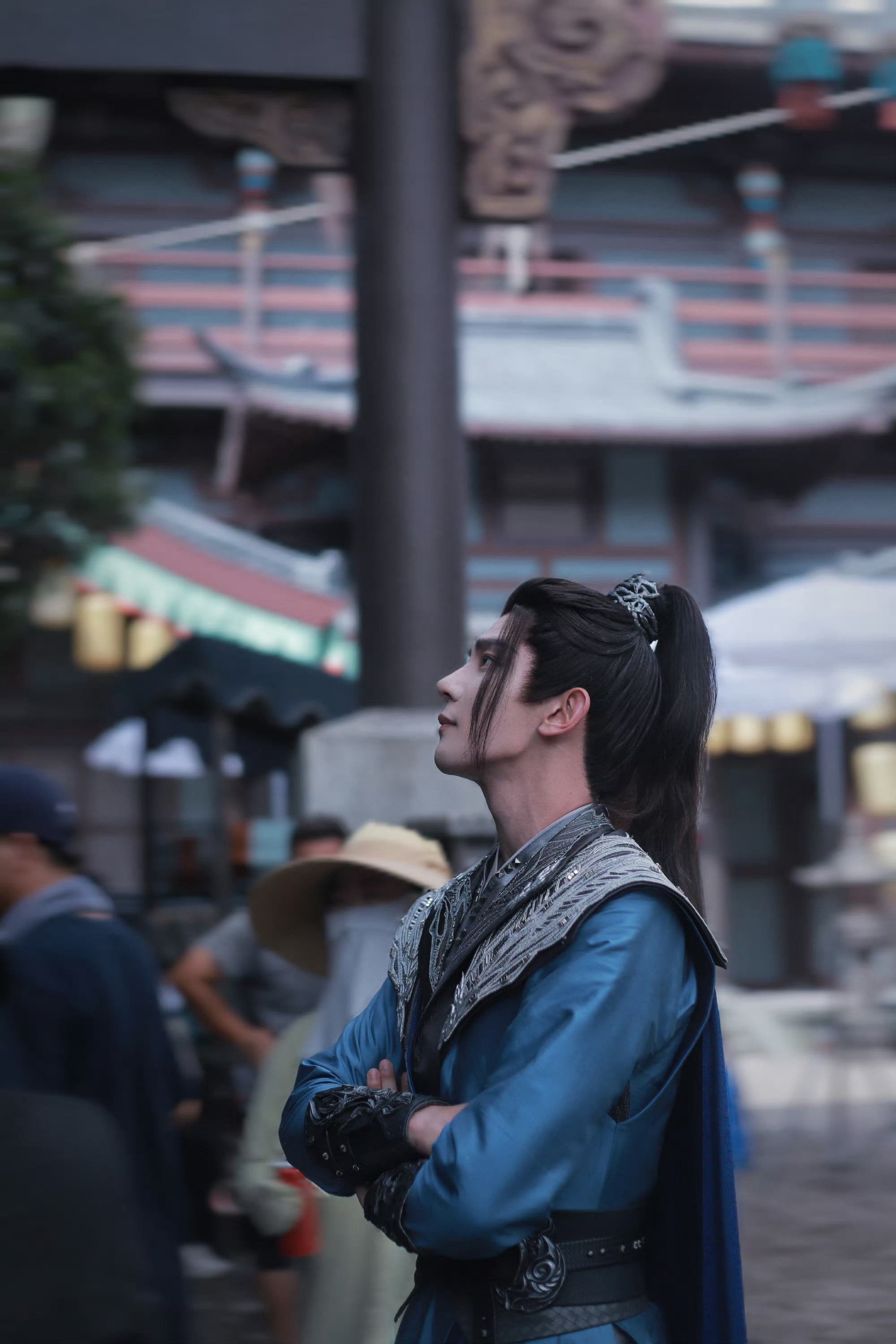 少年白马醉春风，是我喜欢的动漫呢，又想骂人了呢！内娱现在是连原创剧本都懒得写了吗