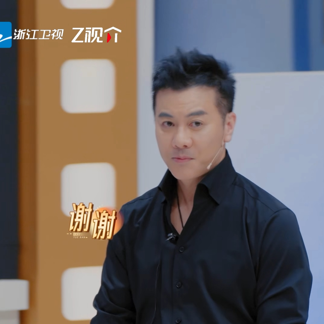 在超越班竟然看到陈奕迅无限超越班 陈奕迅亲自录视频为梁汉文打call，直言“佩服