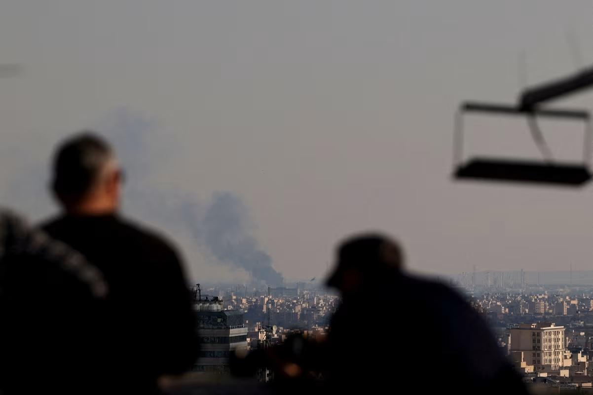 美国定调了，美军攻击伊朗基础设施不算战争罪。根据美国常驻联合国代表迈克·沃尔兹的