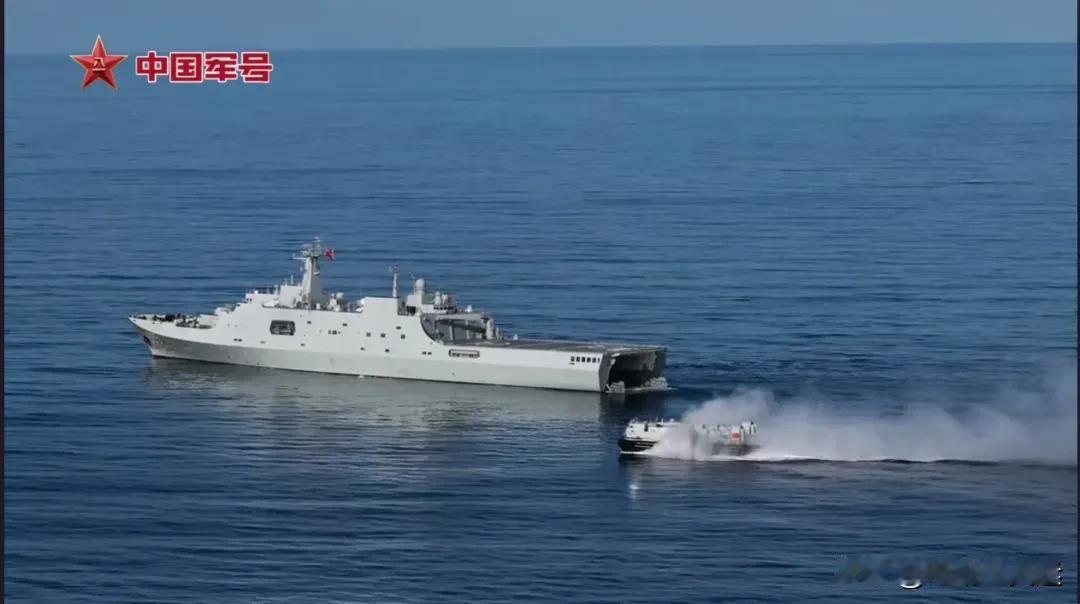 针对菲律宾频繁地在包括黄岩岛在内的南海岛礁惹事生非，解放军南部战区8月1日在黄岩