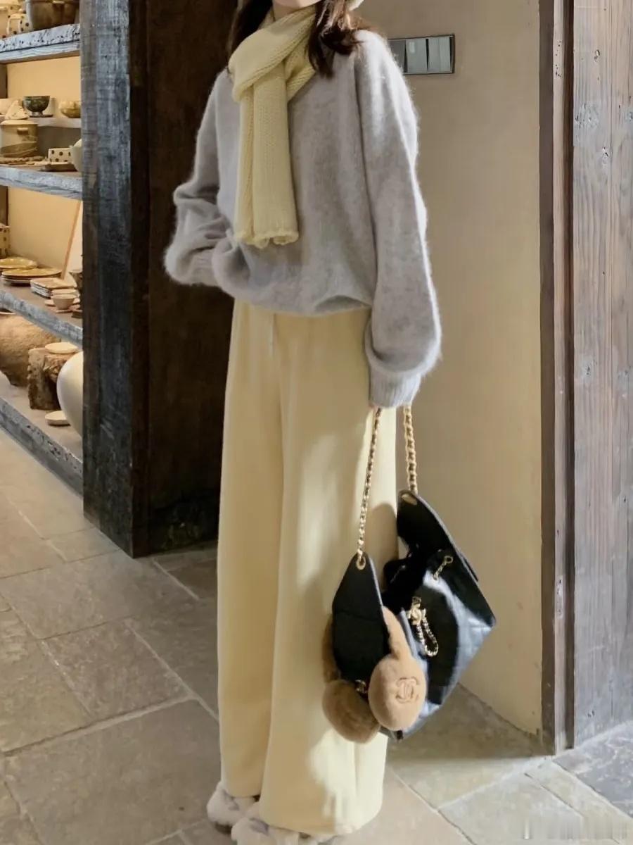 秋冬真的别再只会黑白配了！换几套高级配色，气质直接从“路人”变成“会穿”，而且超