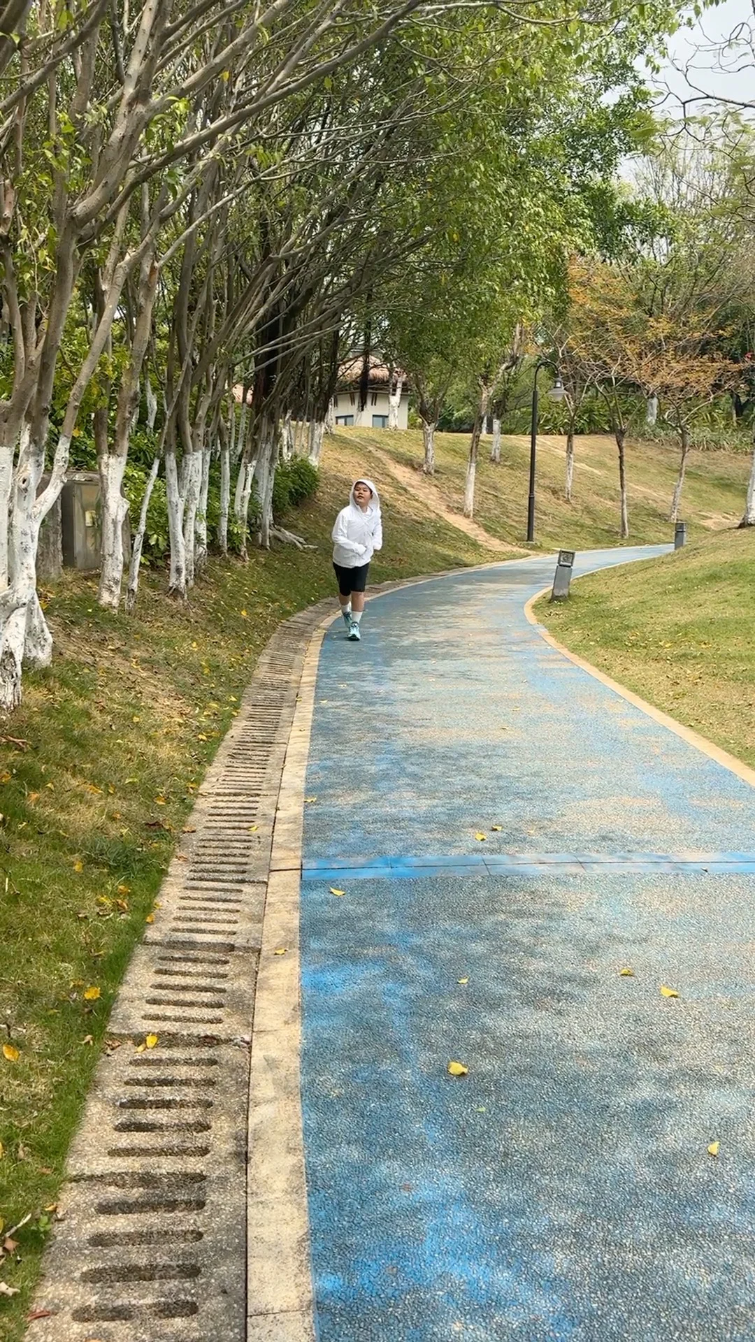 用奔跑迎接长假期！