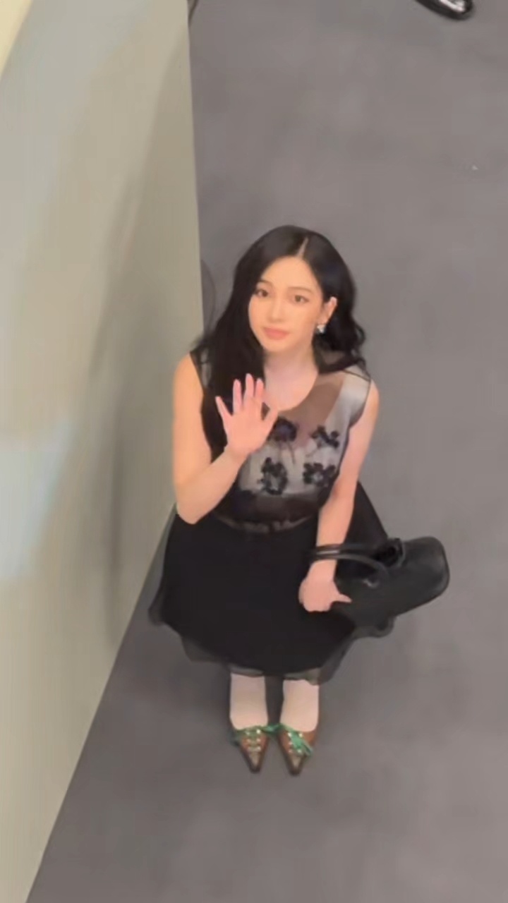 Hi～karina～～👋🏻👋🏻 ​​​