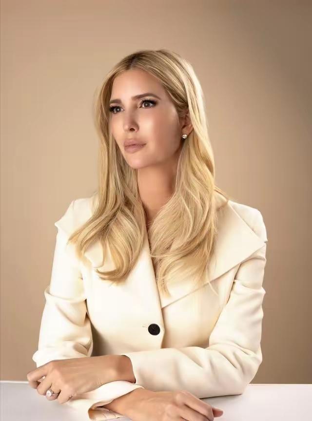 特朗普女儿喊话中国当地时间2月17日，特朗普的女儿伊万卡在社交平台发文表示：我怀