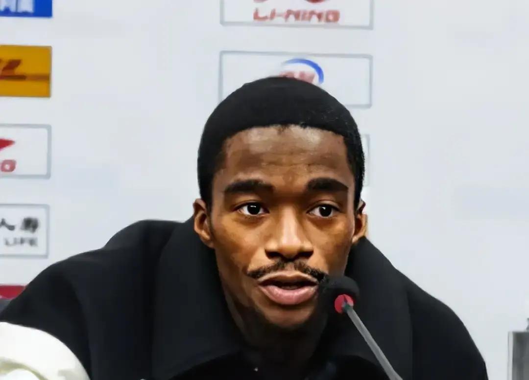 元旦夜，北京五棵松门票3分钟抢空
 
广东三外援+周琦，北京双塔+基恩，谁输谁掉