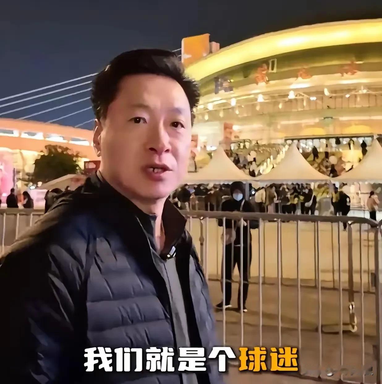 为什么要战略放弃？
有球迷广东队今晚应该战略放弃，因为接着的4连客太艰难了。
为