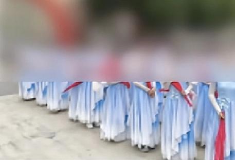 想得美，想得美
想得美失效了！湖南一职业中专购买40套演出服，用完就退货，商家无