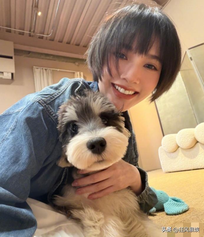 杨丞琳，把网友看馋了！

3月1日，杨丞琳突然发文，她分享了18张春节期间库存的