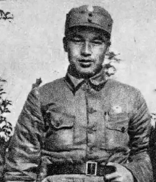 [太阳]1938年2月，115师参谋长周昆在山西携款潜逃的消息惊动了党中央，下令