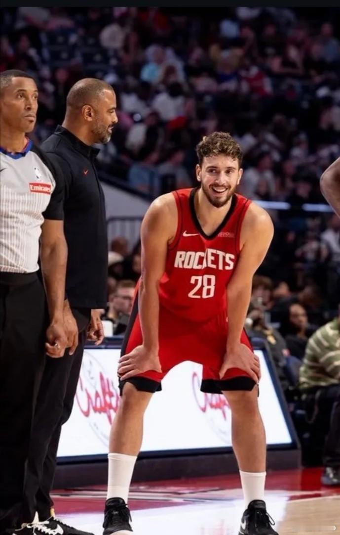 申京因小腿伤势，周二对步行者队还是被列为出战成疑阿尔佩伦申京休斯顿火箭明天就好好