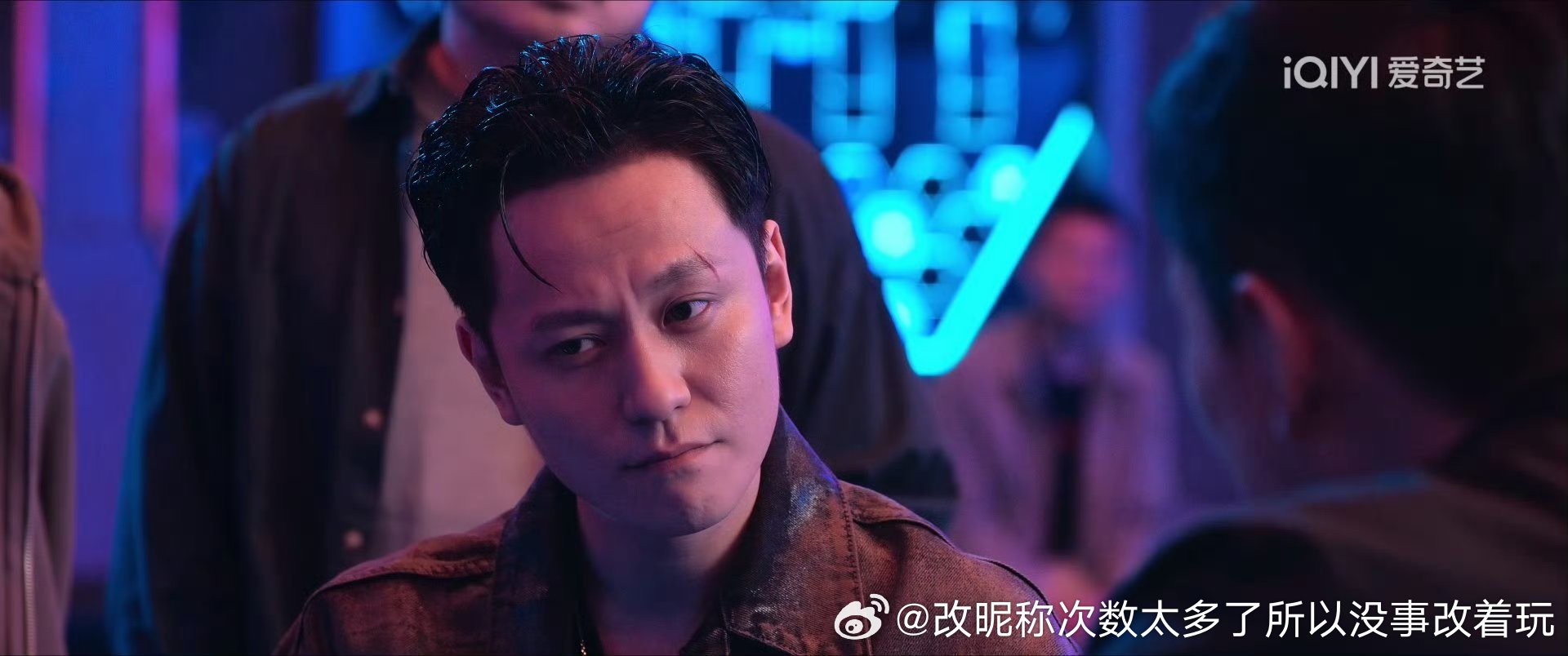 双男主po爆款言情改编双男主之一but又馕又土不如30几脸肿冯绍峰因为冯绍峰起码