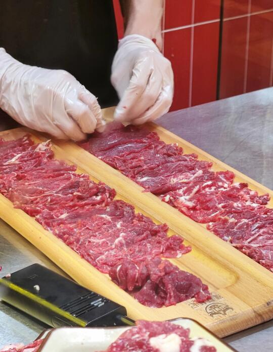 周 庆 庆！5.6折吃鲜切牛肉！